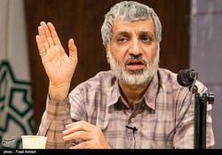 چرا شایعه دستگیری احمدی نژاد به سرعت منتشر شد؟