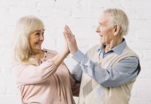 اثرات مثبت و منفی ازدواج در پیری