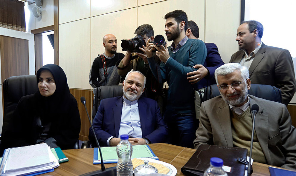 مجمع درباره “پالرمو” به نتیجه نرسید| رأی‌گیری به جلسه بعدی موکول شد|خنده‎های احمدی‎نژاد و لبخند تلخ ظریف+عکس