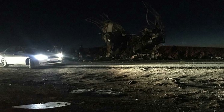 حمله تروریستی به اتوبوس سپاه در سیستان و بلوچستان| 40 نفر شهید و زخمی شدند+فیلم و عکس