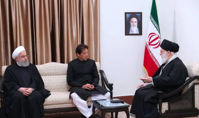 دیدار نخست وزیر پاکستان با رهبر انقلاب+عکس